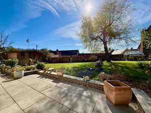 Photo 6- click for photo gallery